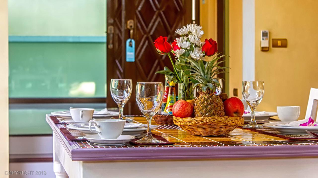 Les Palmares Resort