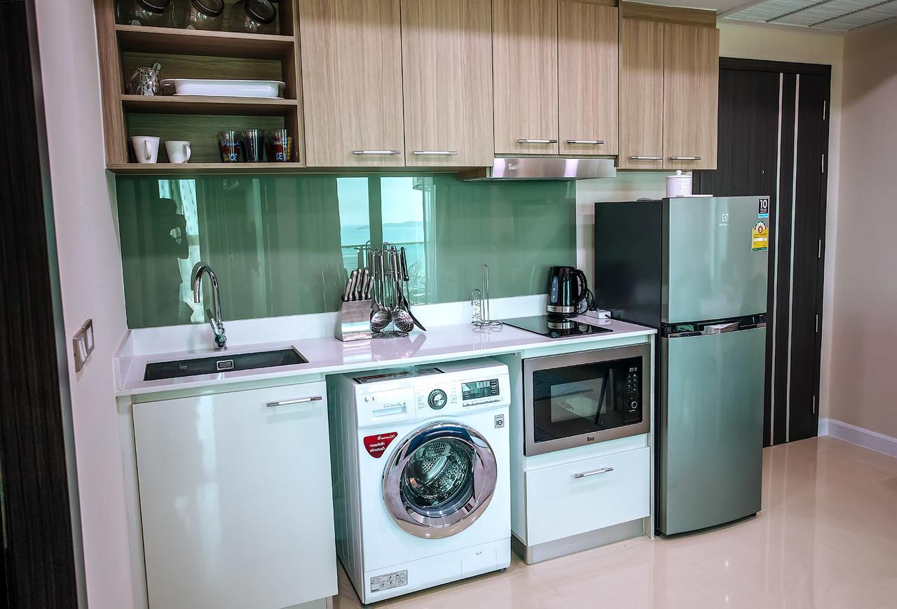 Dusit Grand View Apartment *
