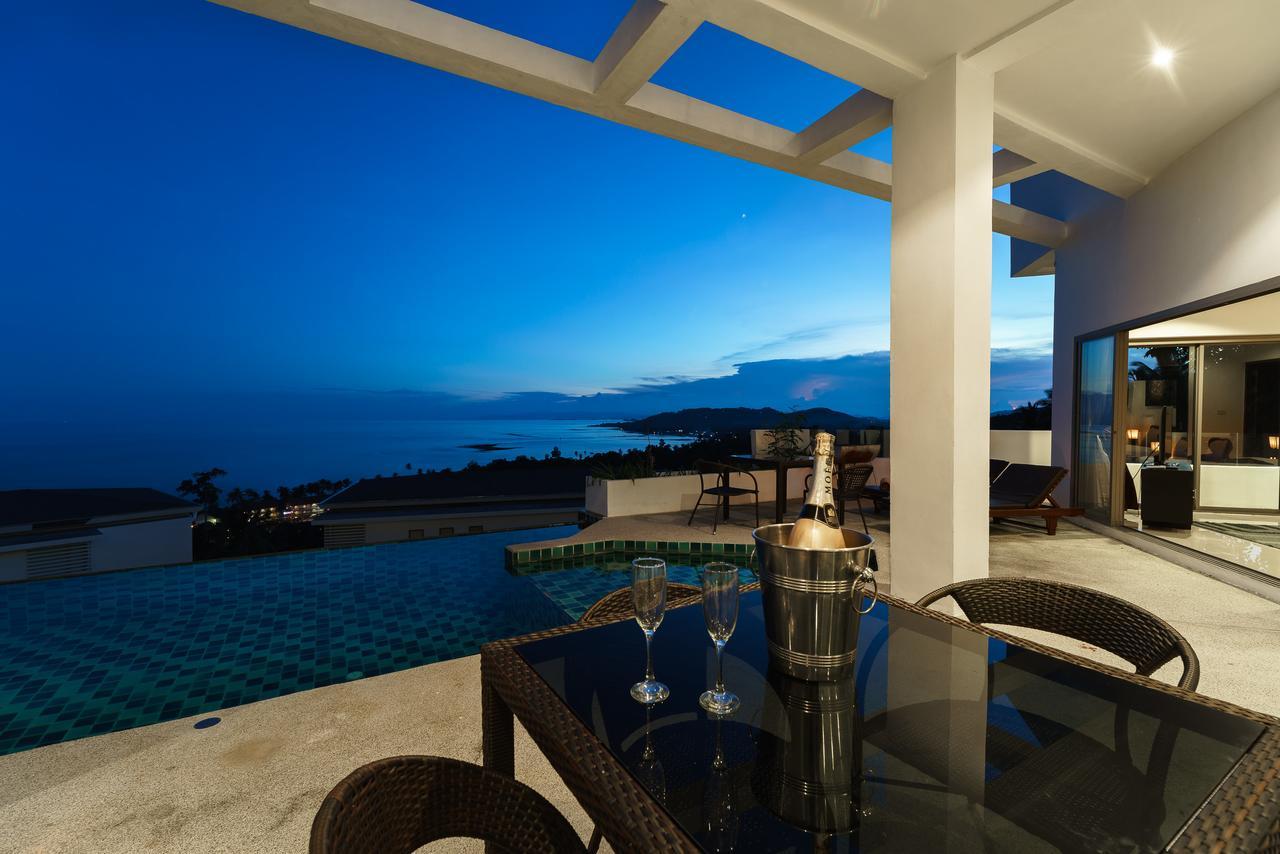 Tropical Sea View Aparthotel