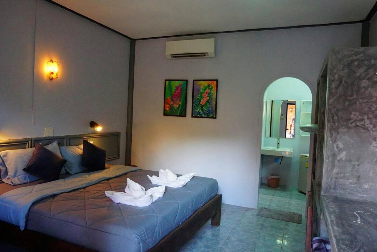 Diamond Palace - Sha 2*