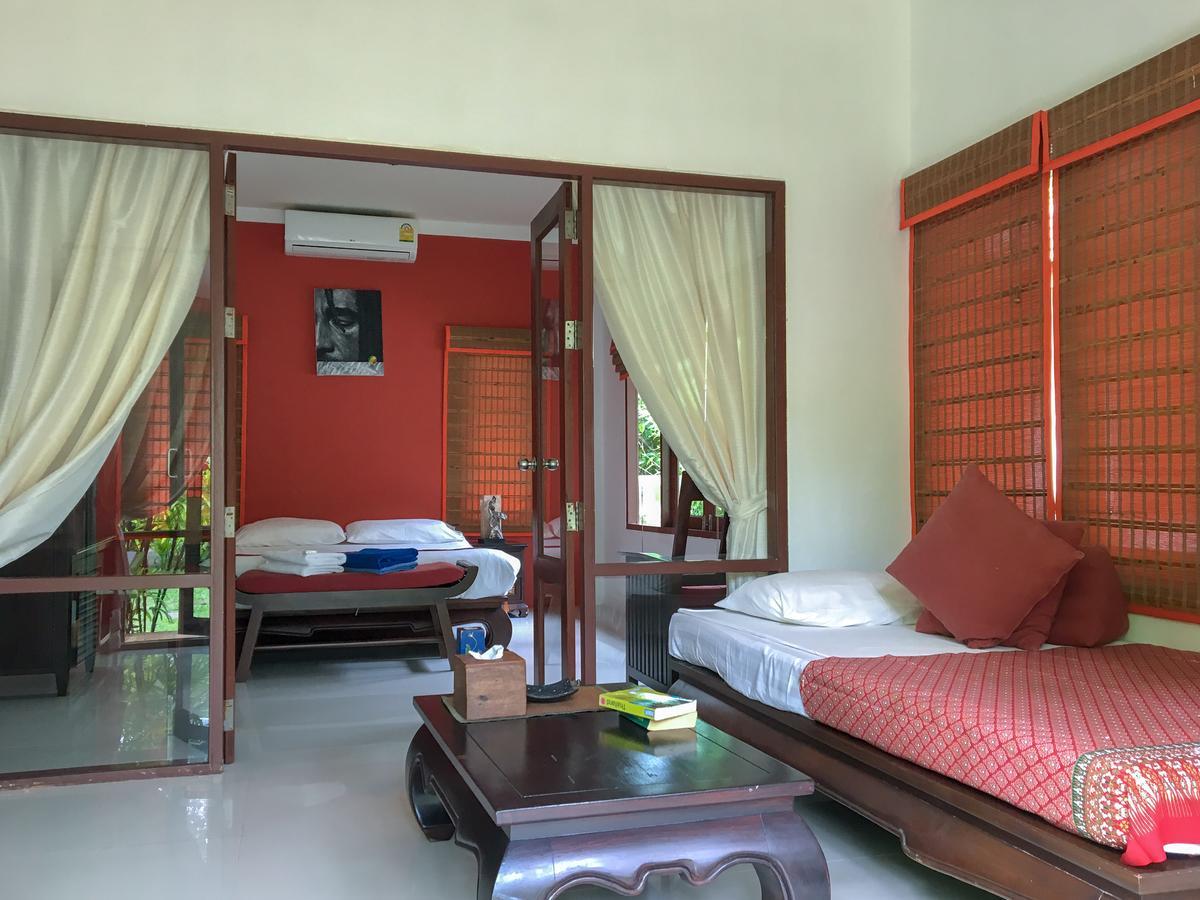 Resort Easy Time Laem Sai Beach