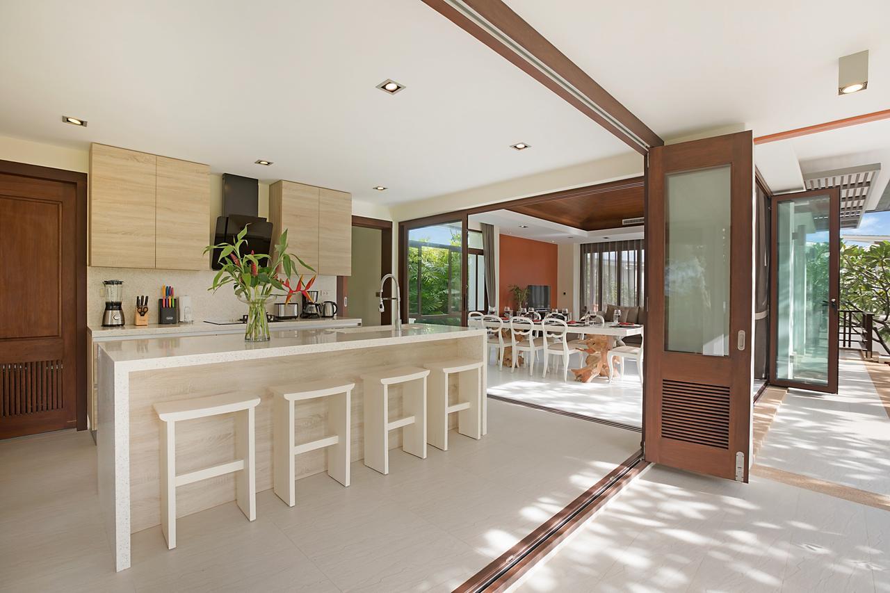 Six Hills Sea View
