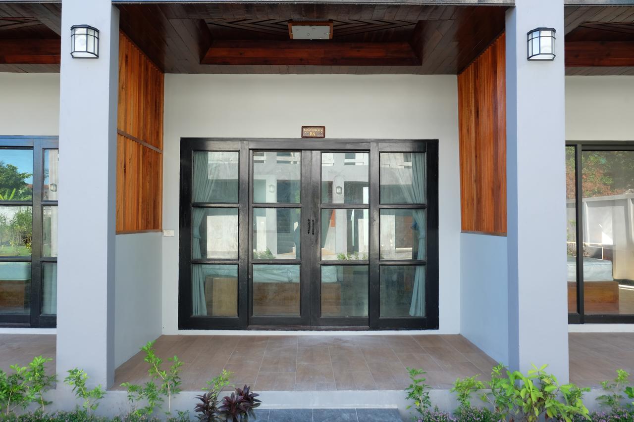 Billabong And Cafe Hotel