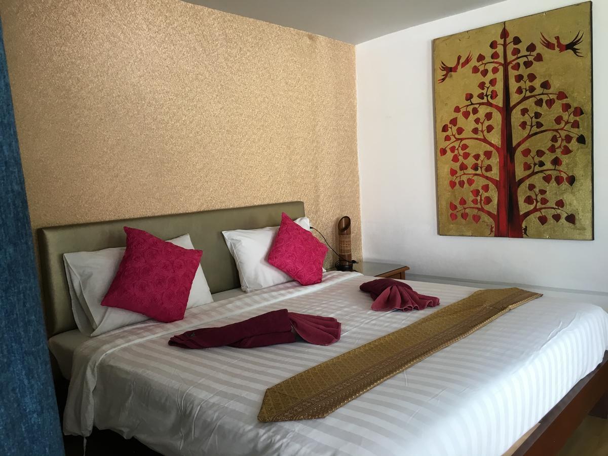 Paradise Resort 3*