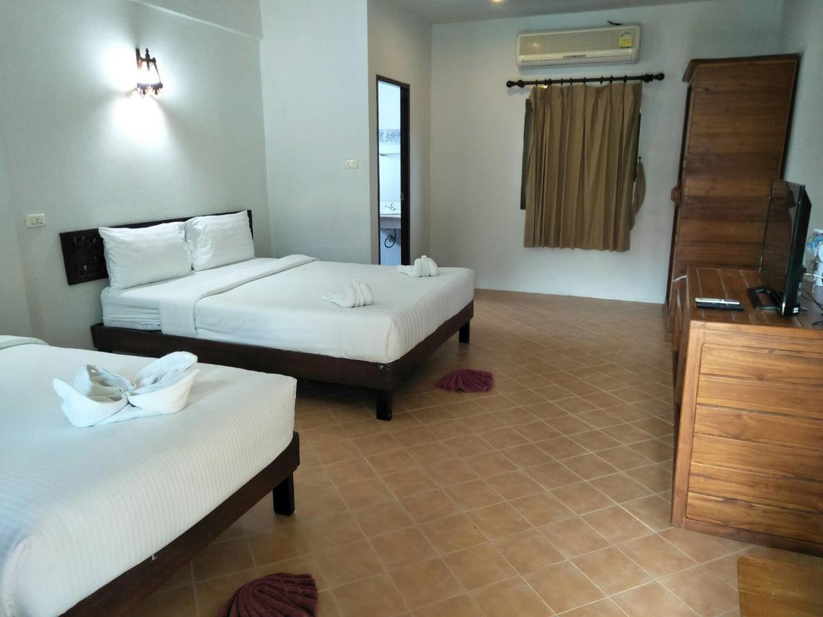 Hotel Holiday Park