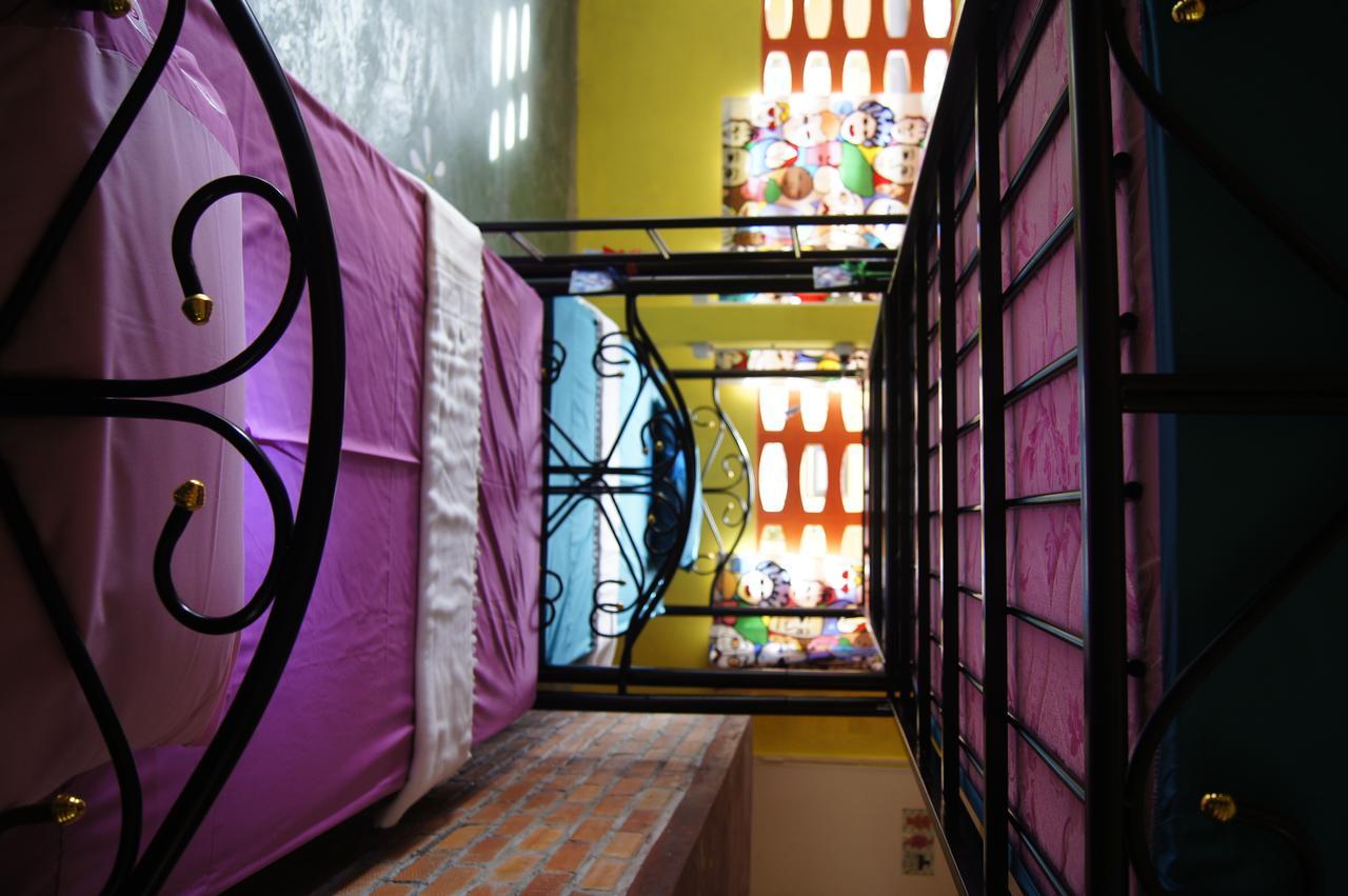 Dorm Des Fleurs Hostel Guest house