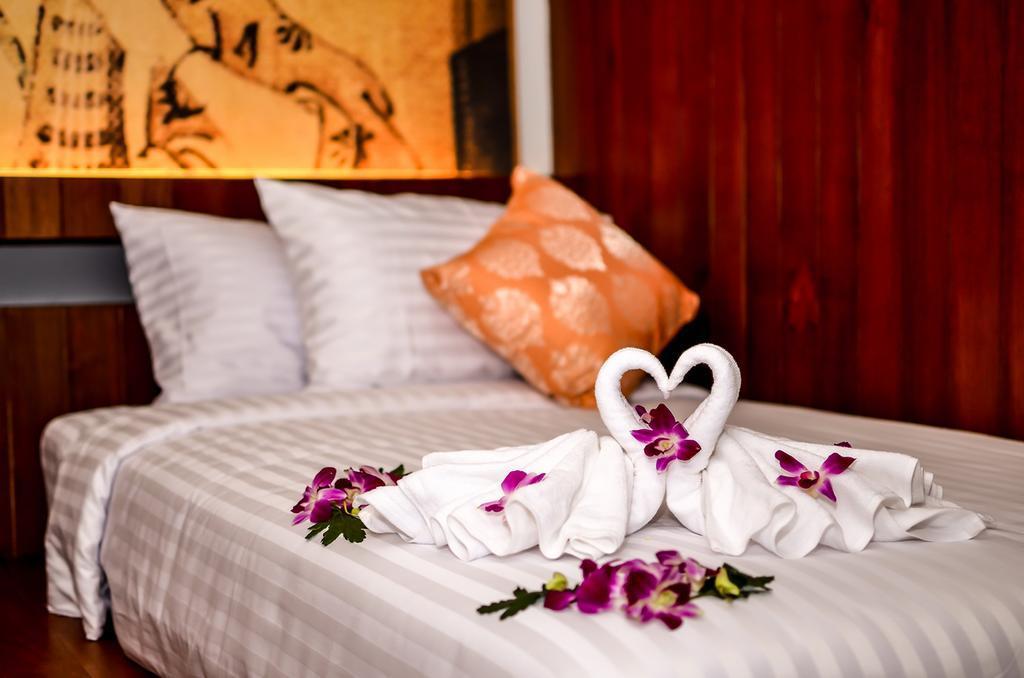 Nin Karon Phuket