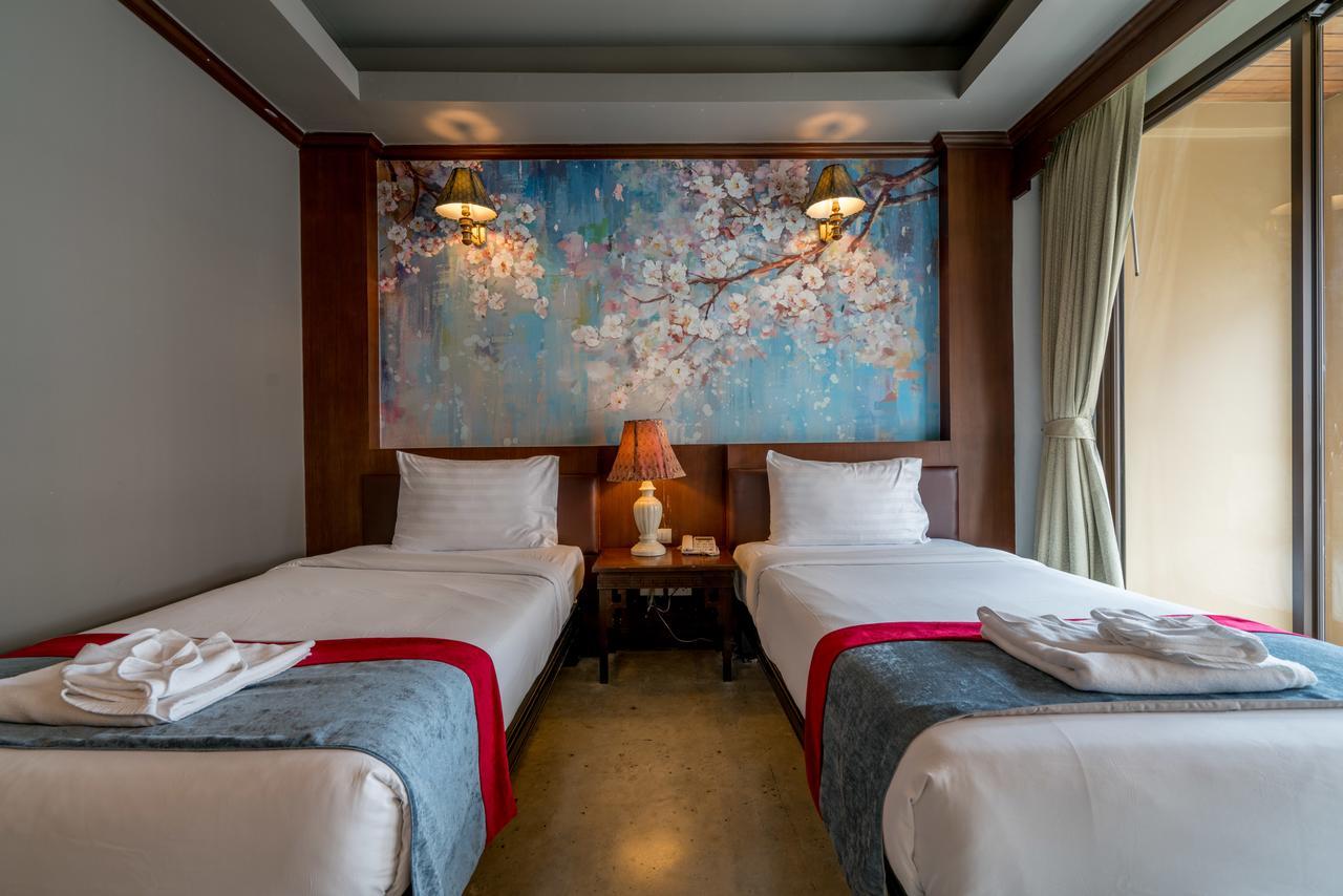 Minatale Phuket Hotel 3*