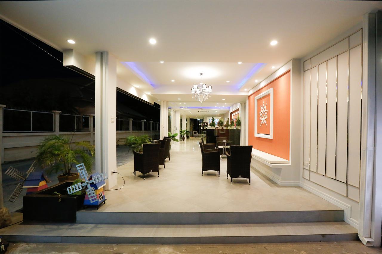 White - Sha Certified Hotel 2*