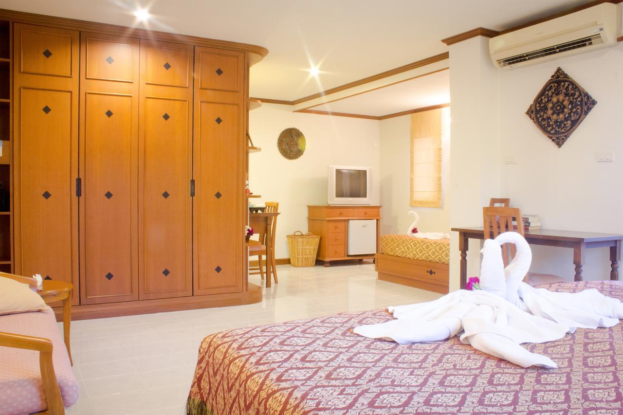 Hotel White - Sha Certified 2*