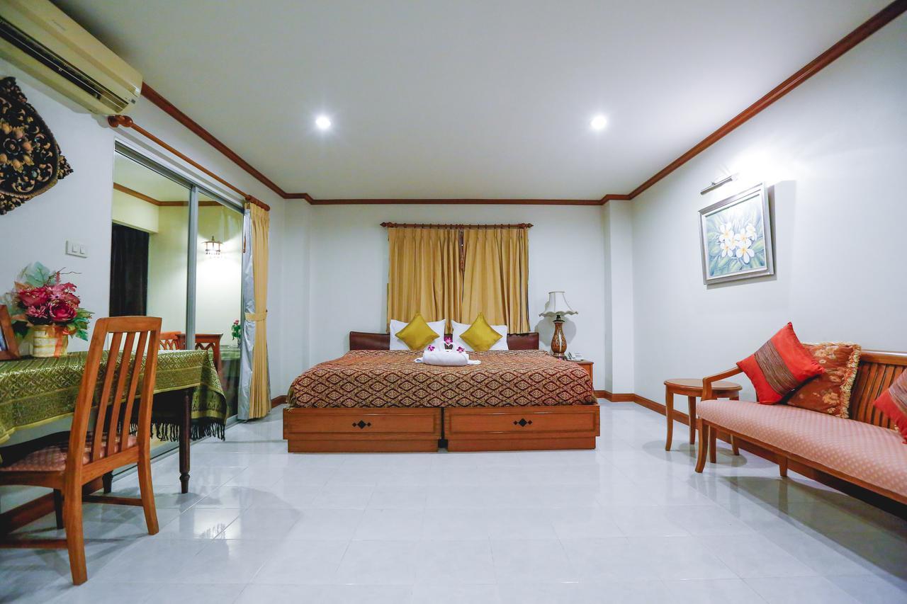 Hotel White - Sha Certified