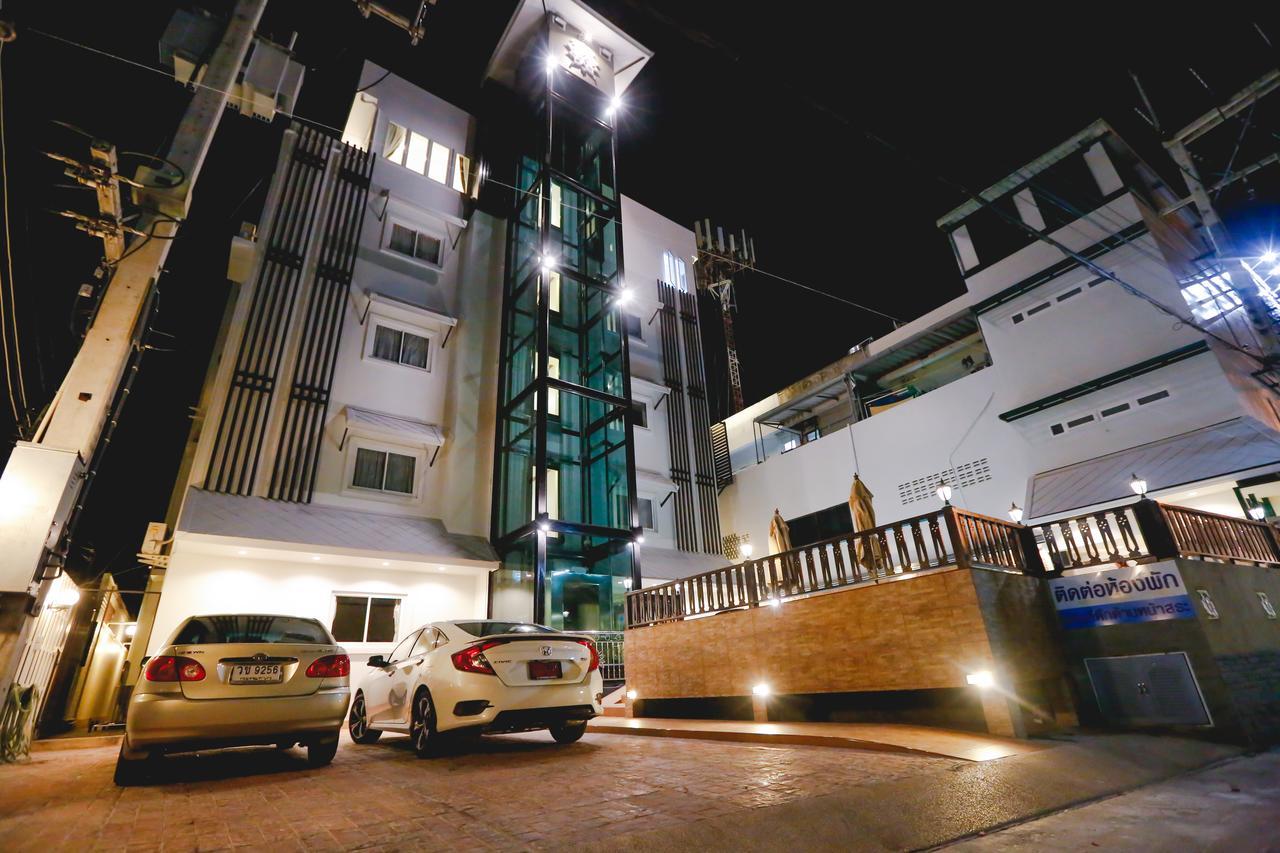 Hotel White - Sha Certified 2*
