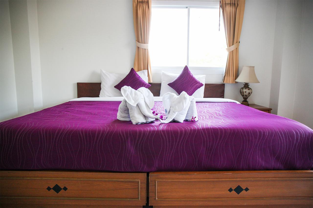 White - Sha Certified Hotel