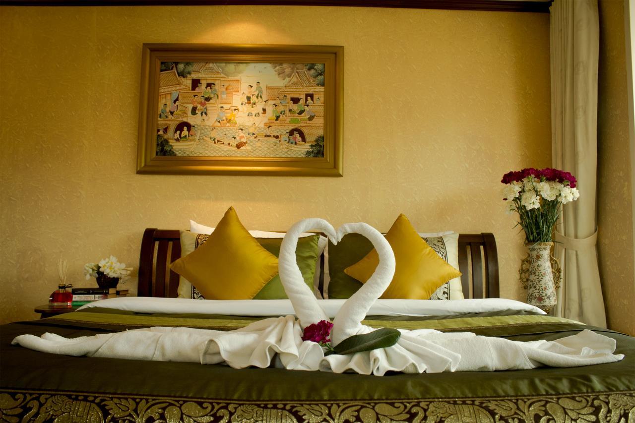 White - Sha Certified Hotel 2*