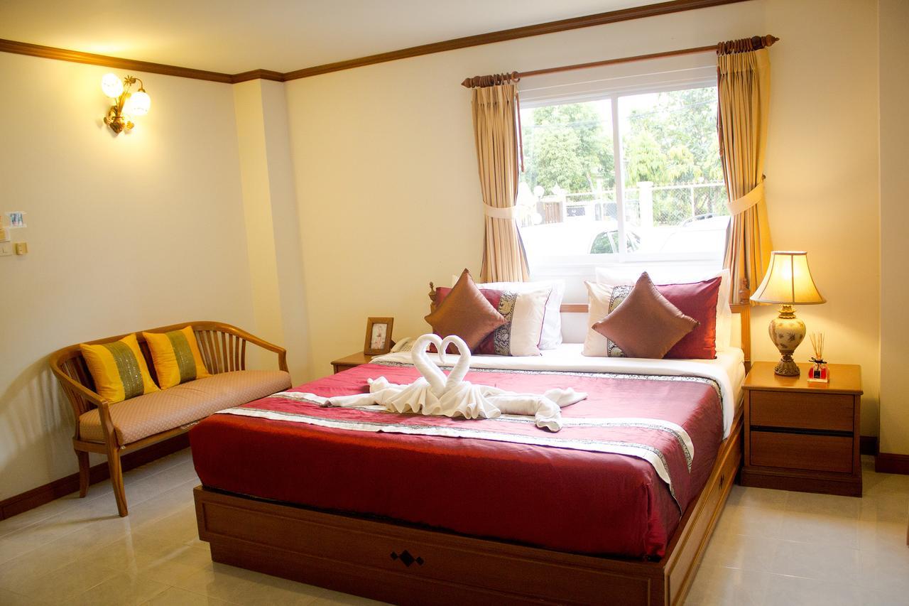 White - Sha Certified Hotel 2*