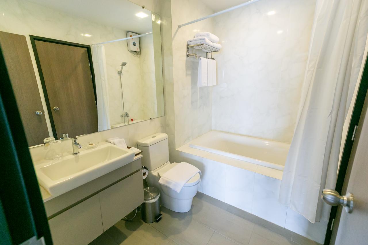Locals Prio Chiangmai Airport Plaza Apartment