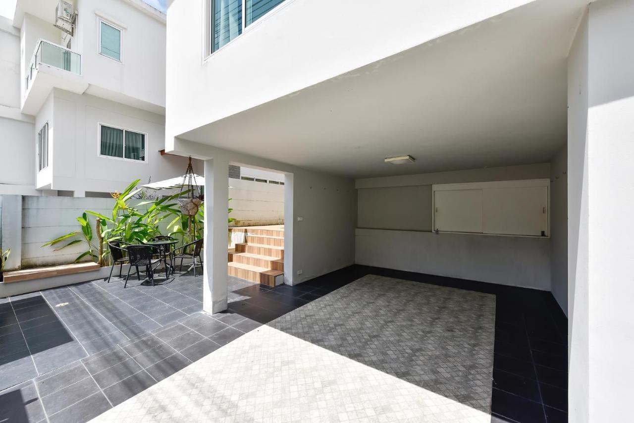 Modern House Patong Hill - 7 Beds - Kitchen Holiday home