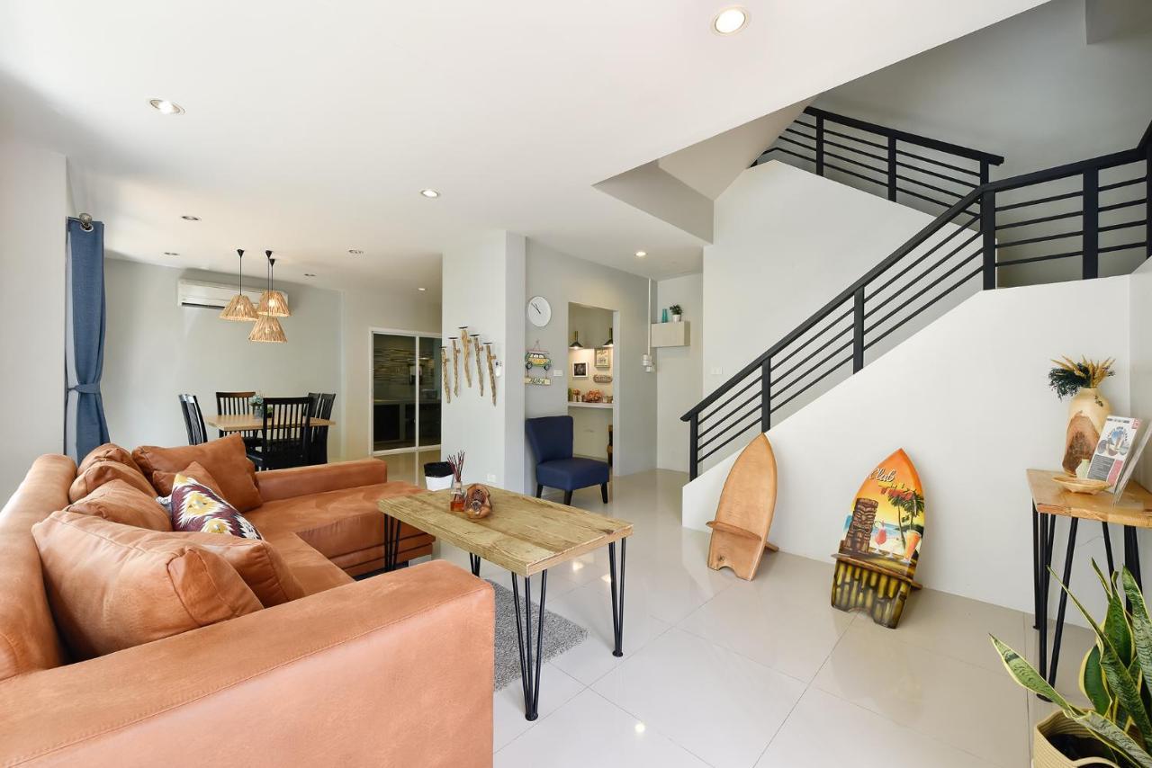 Modern House Patong Hill - 7 Beds - Kitchen *