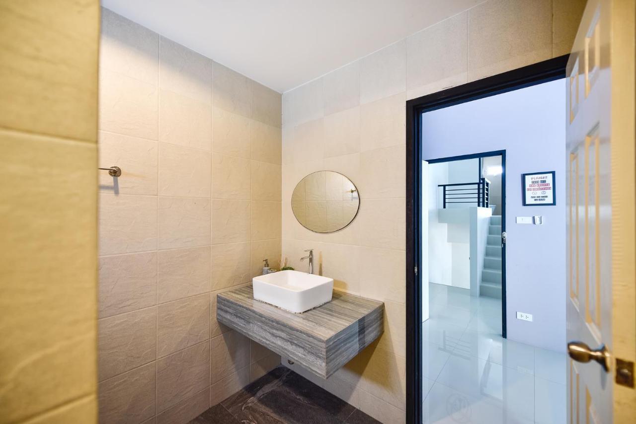 Modern House Patong Hill - 7 Beds - Kitchen Patong