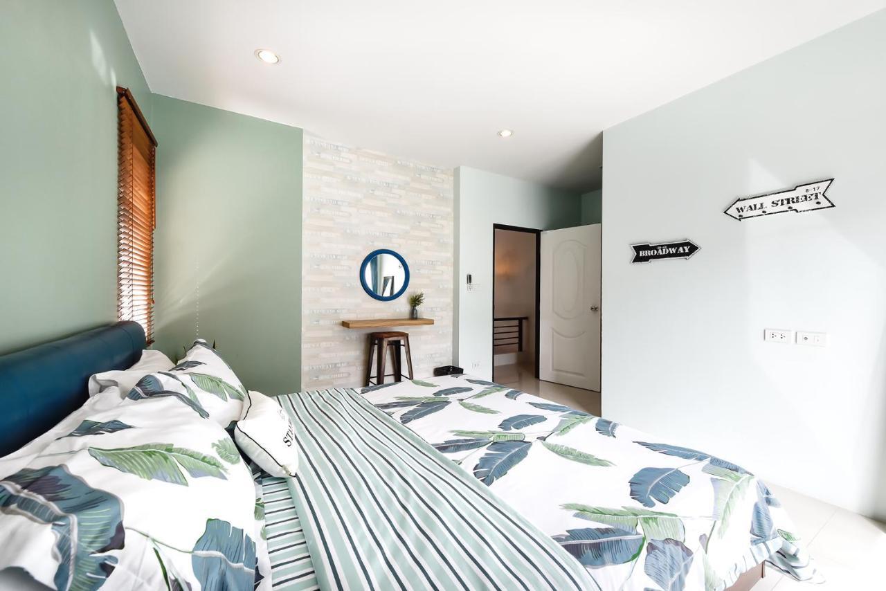 Modern House Patong Hill - 7 Beds - Kitchen Holiday home Patong