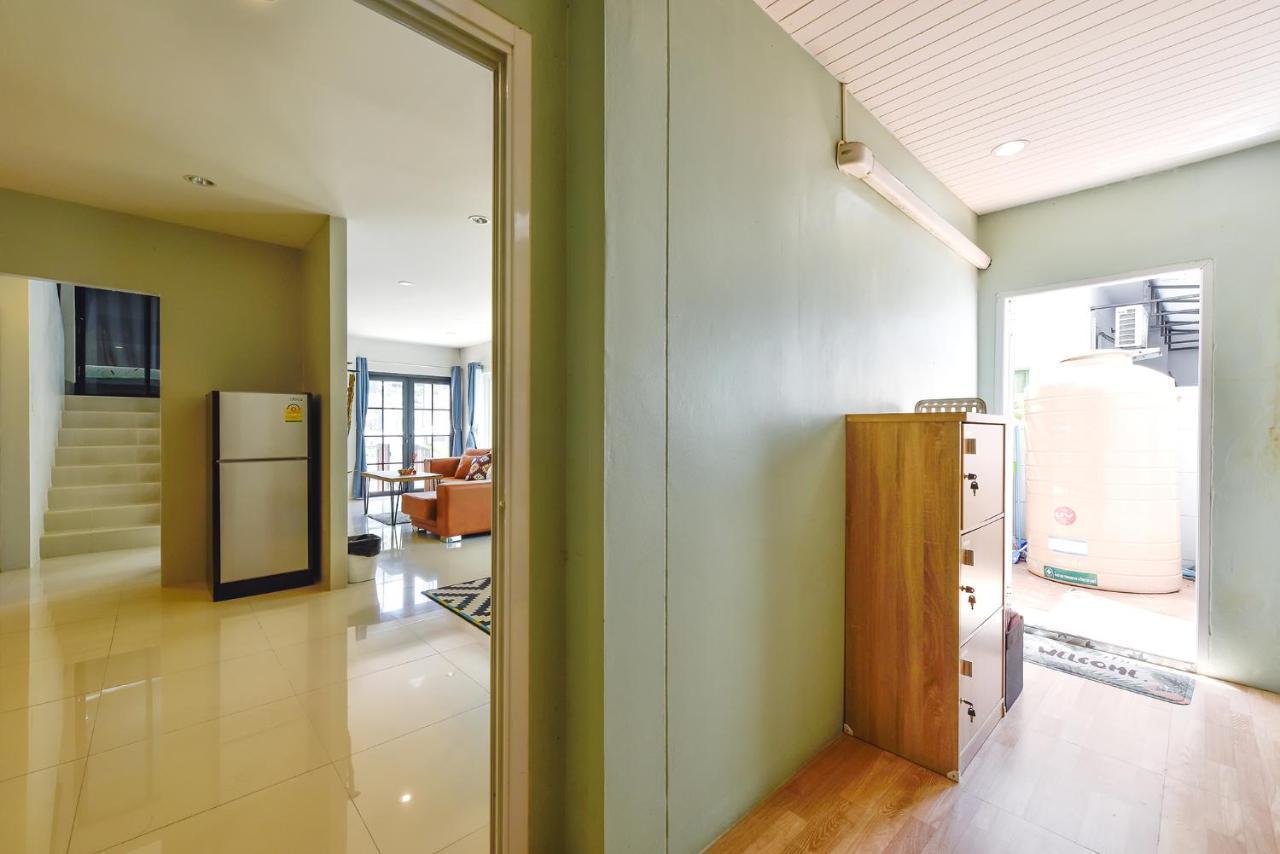 Modern House Patong Hill - 7 Beds - Kitchen
