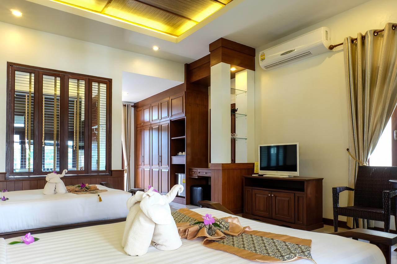 Bhu Tarn & 4*