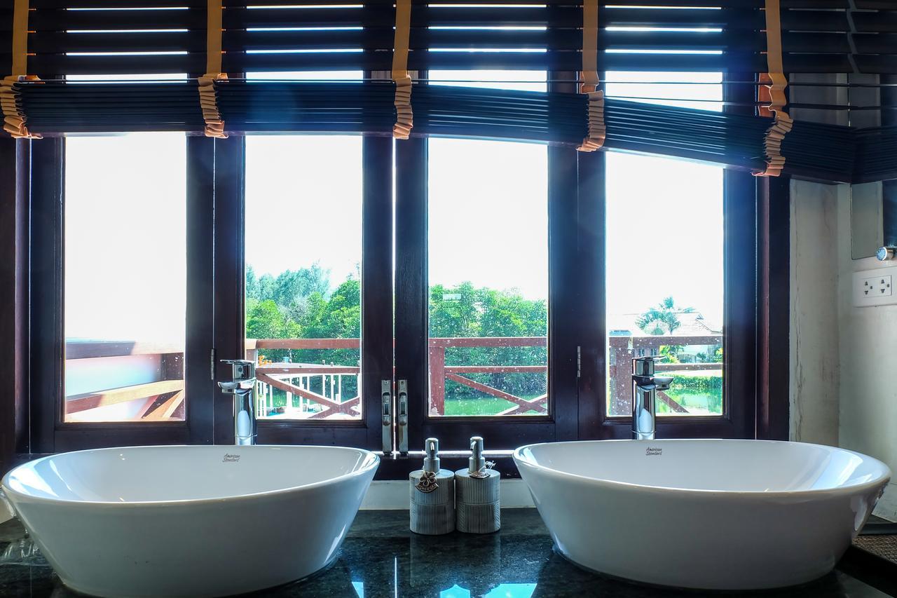 Bhu Tarn & Resort 4*