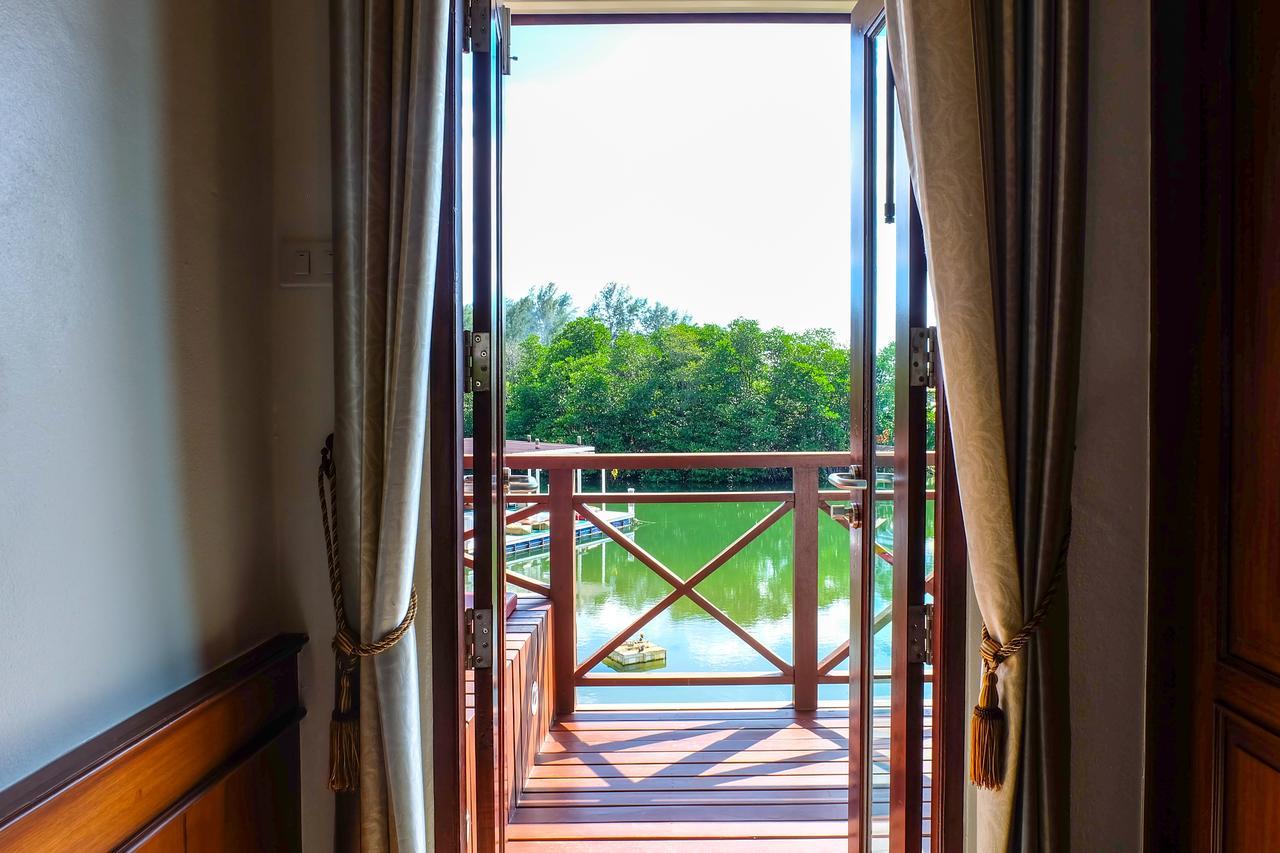 Bhu Tarn & Resort