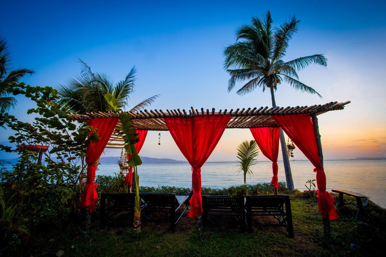 Charu Bay Villa