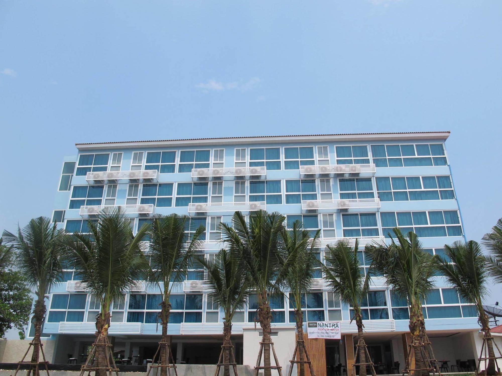 Nantra Pattaya Baan Ampoe Na Chom Thian