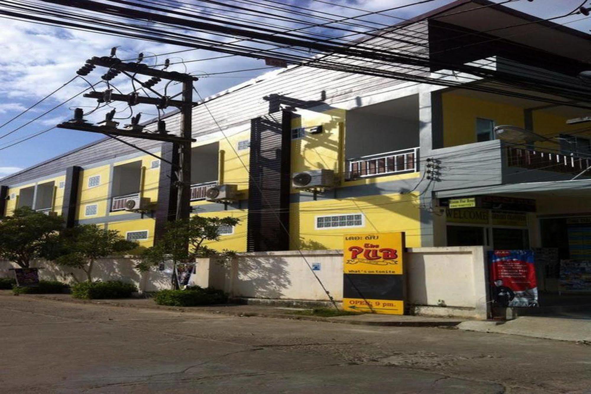 Lanta Sun Smile Place Guest house 2*