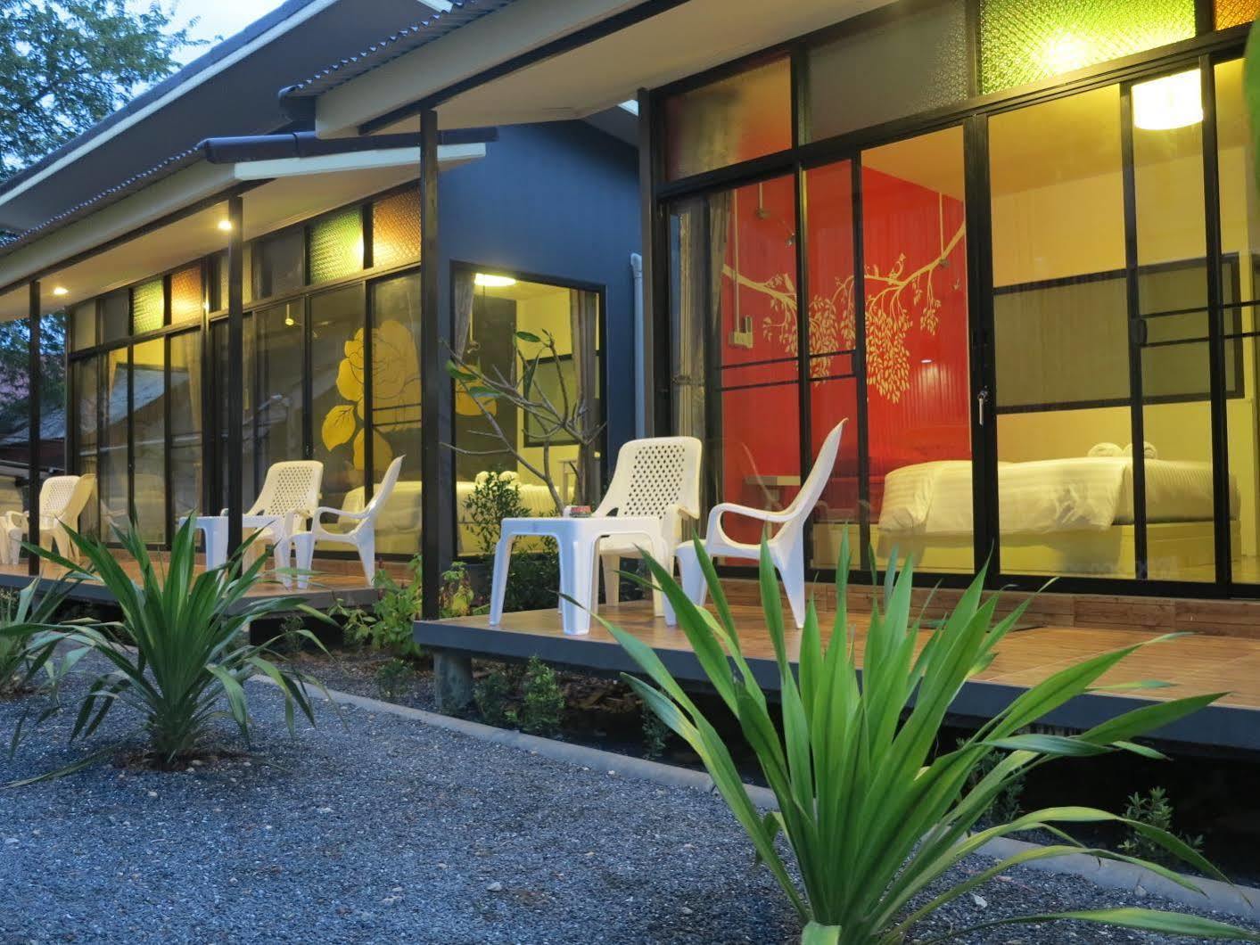 Guest house Lanta Sun Smile Place