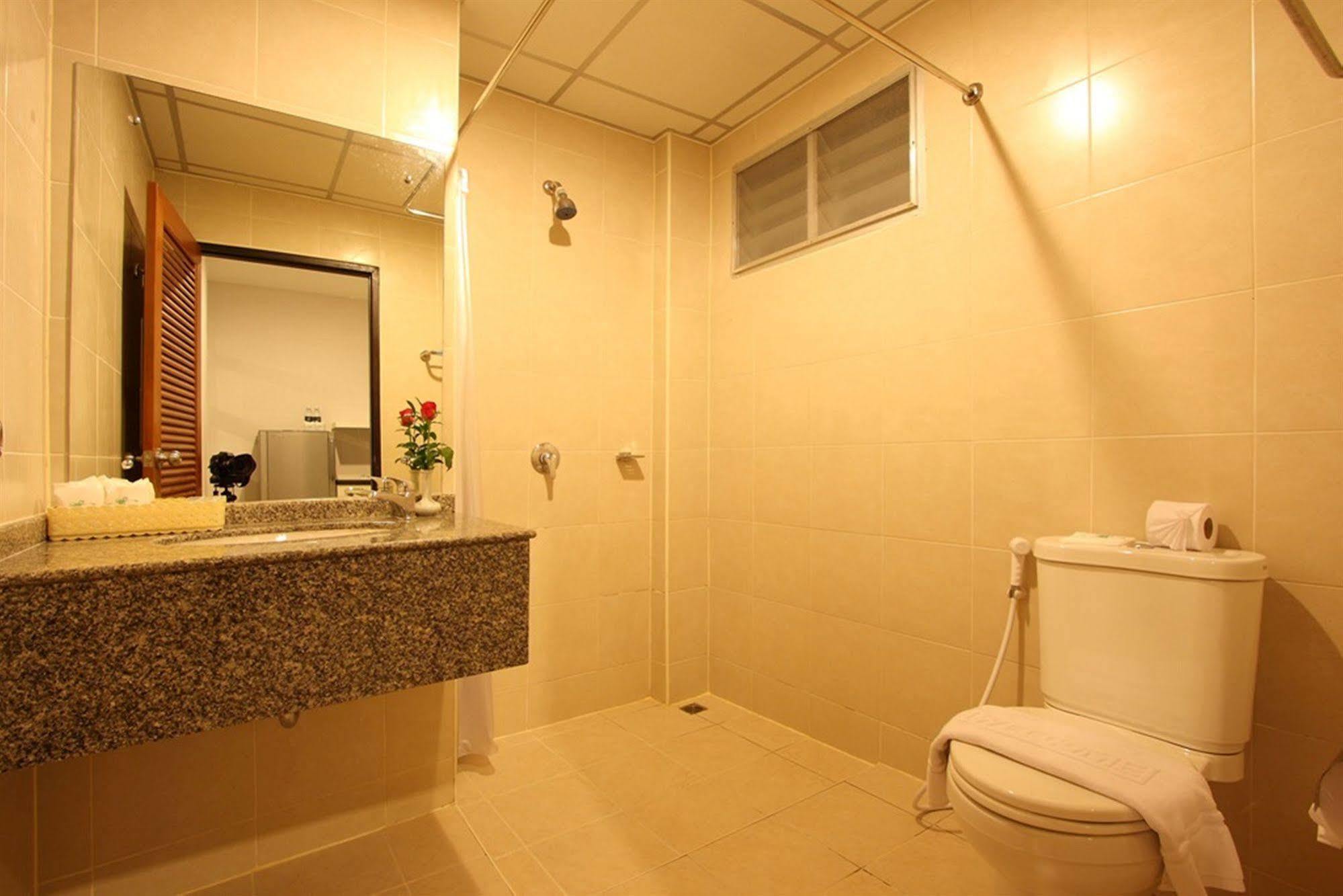 Baramee Hip Hotel