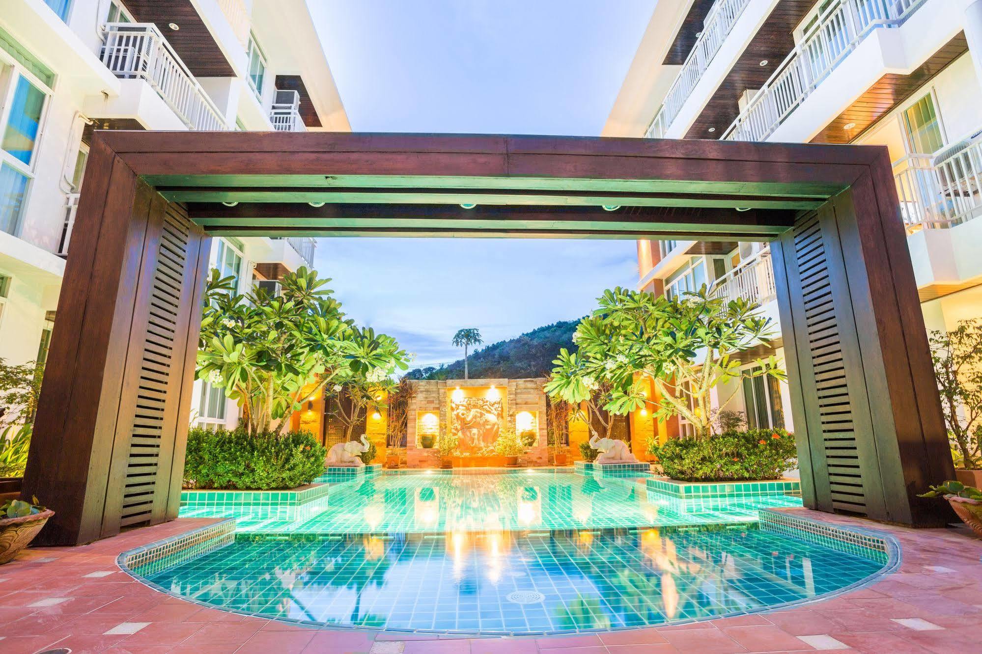 Arisara Place Apartment