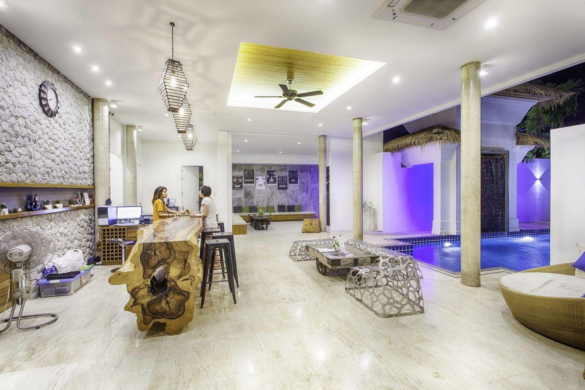 Escape De Phuket Hotel 4*