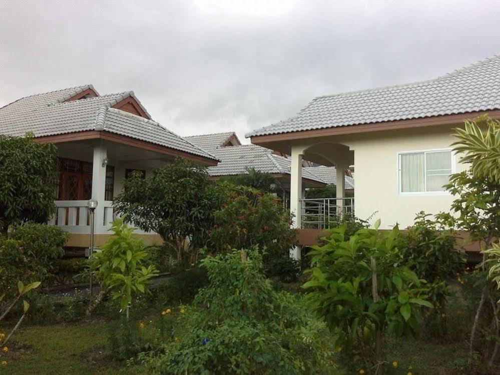 Krisada Resort 3*