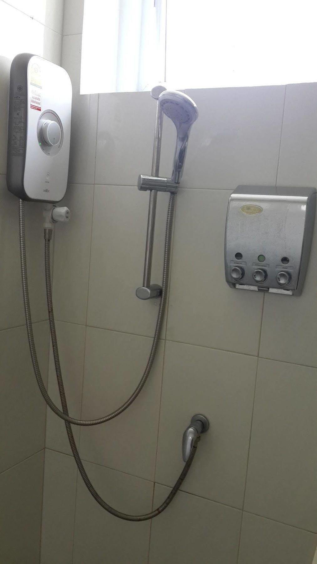 Hotel Aemjai 2*