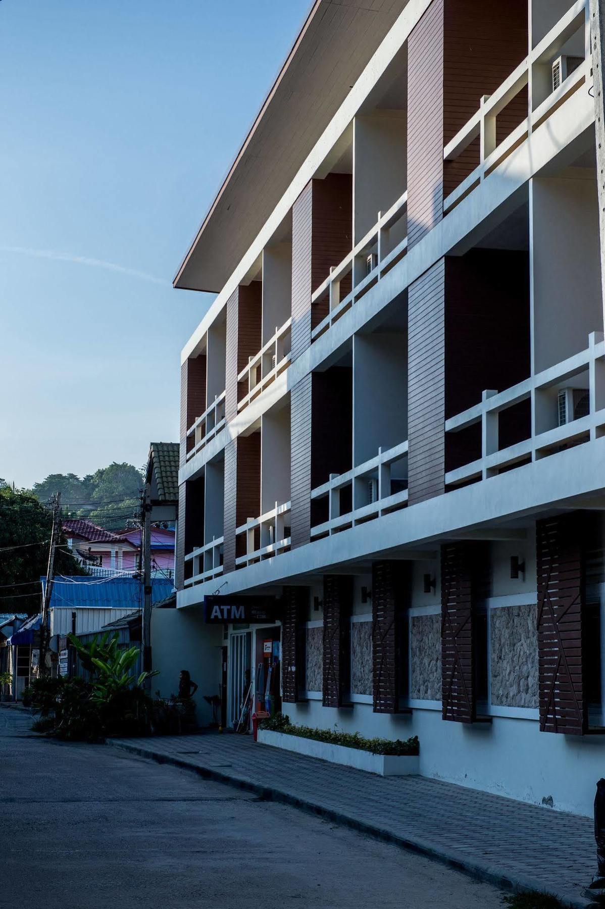 Phangan Pearl * Haad Rin