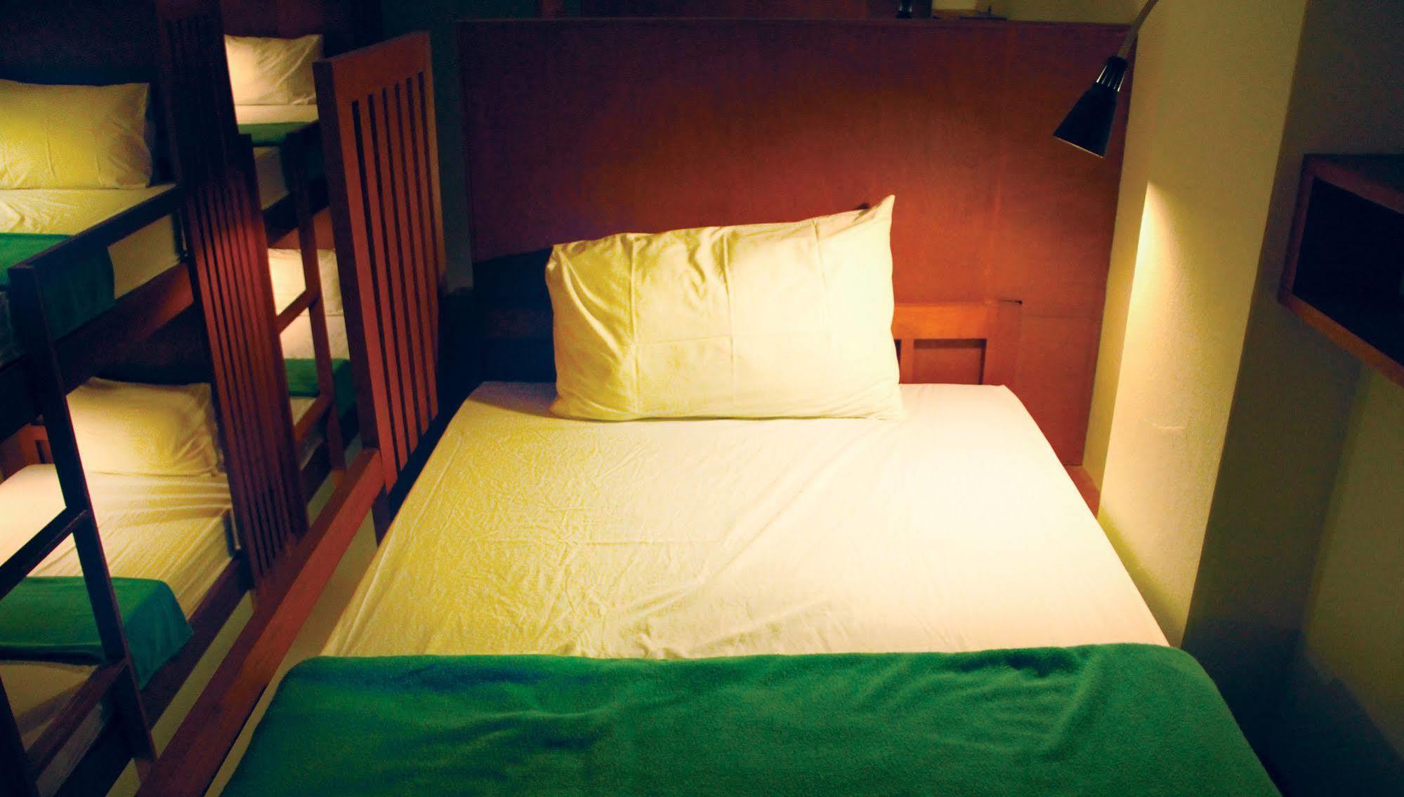 Phangan Pearl Hostel *