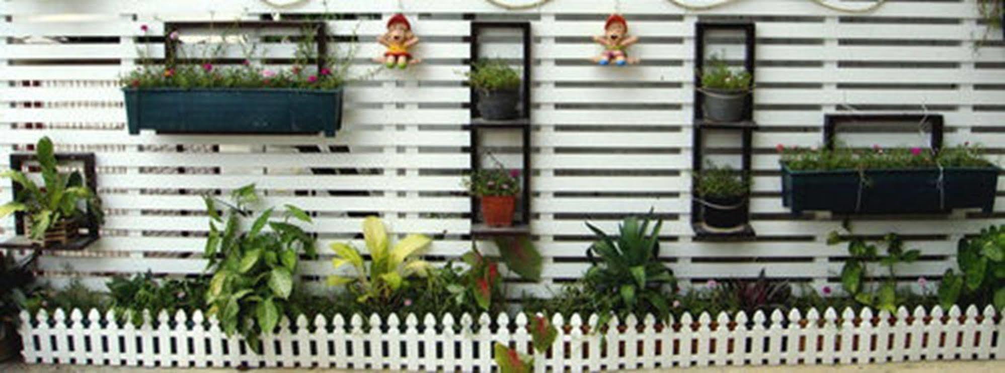 Meesuk Place