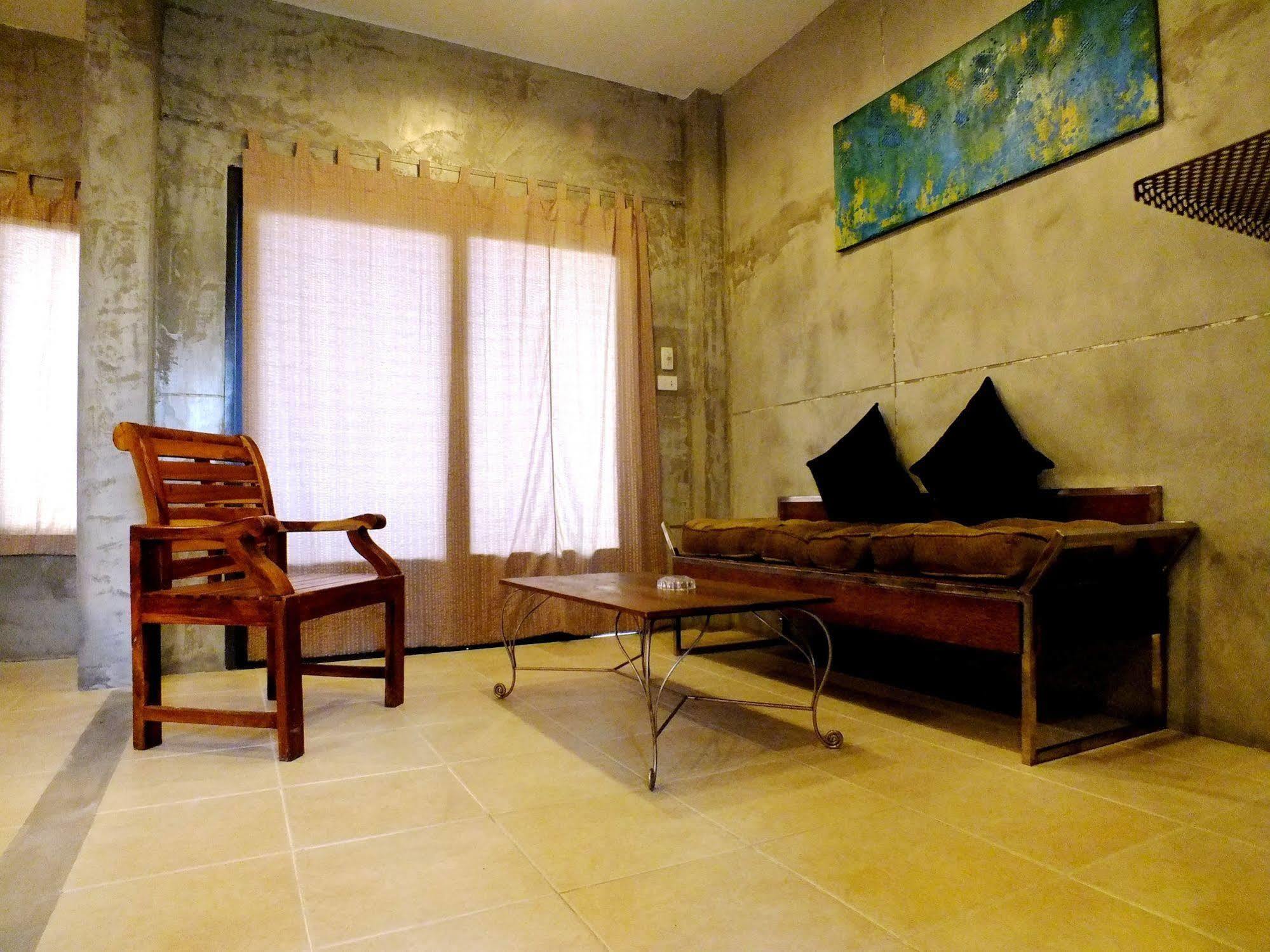 Guest house The Cave