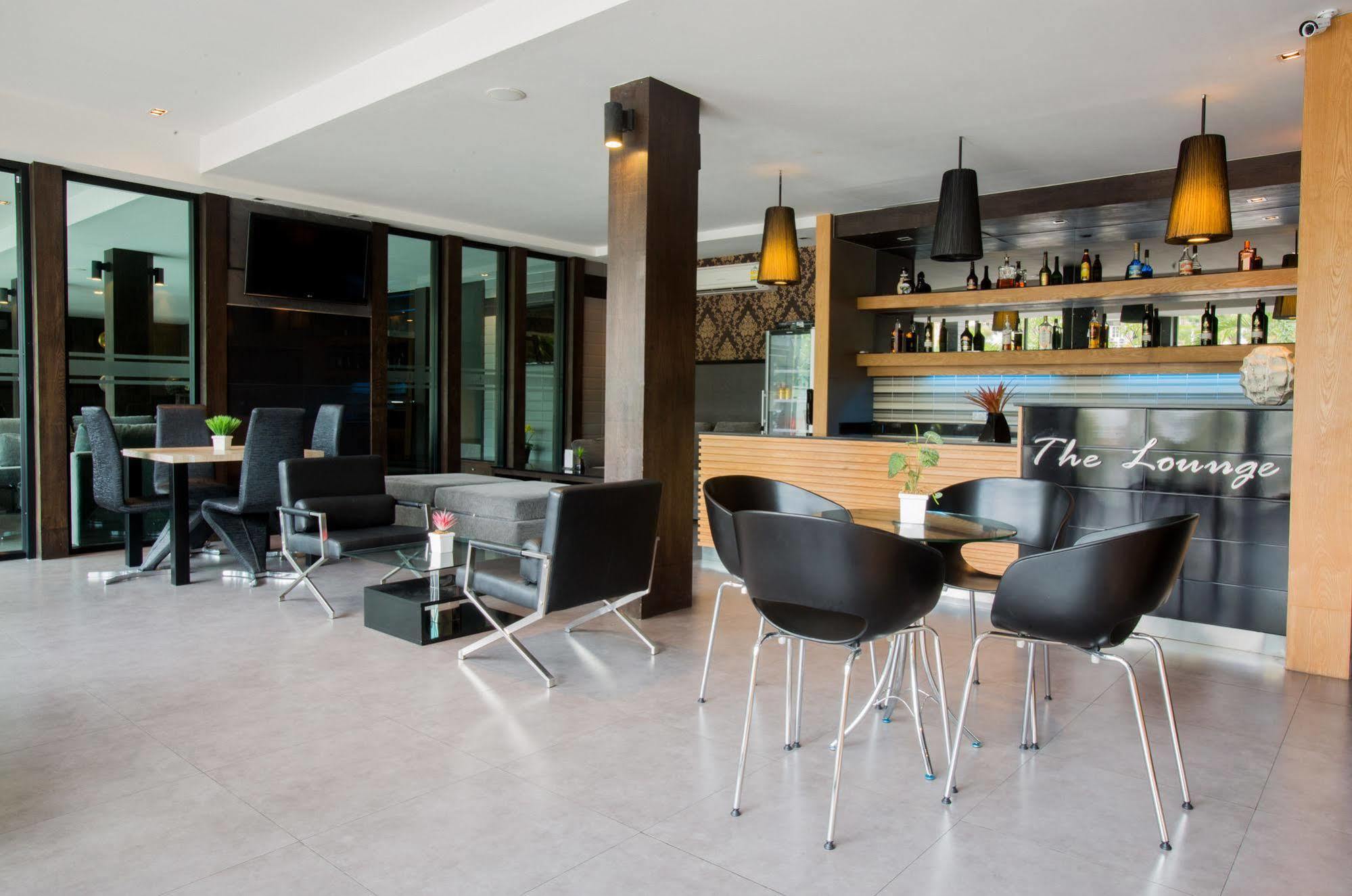 Place Serviced 3* Pattaya