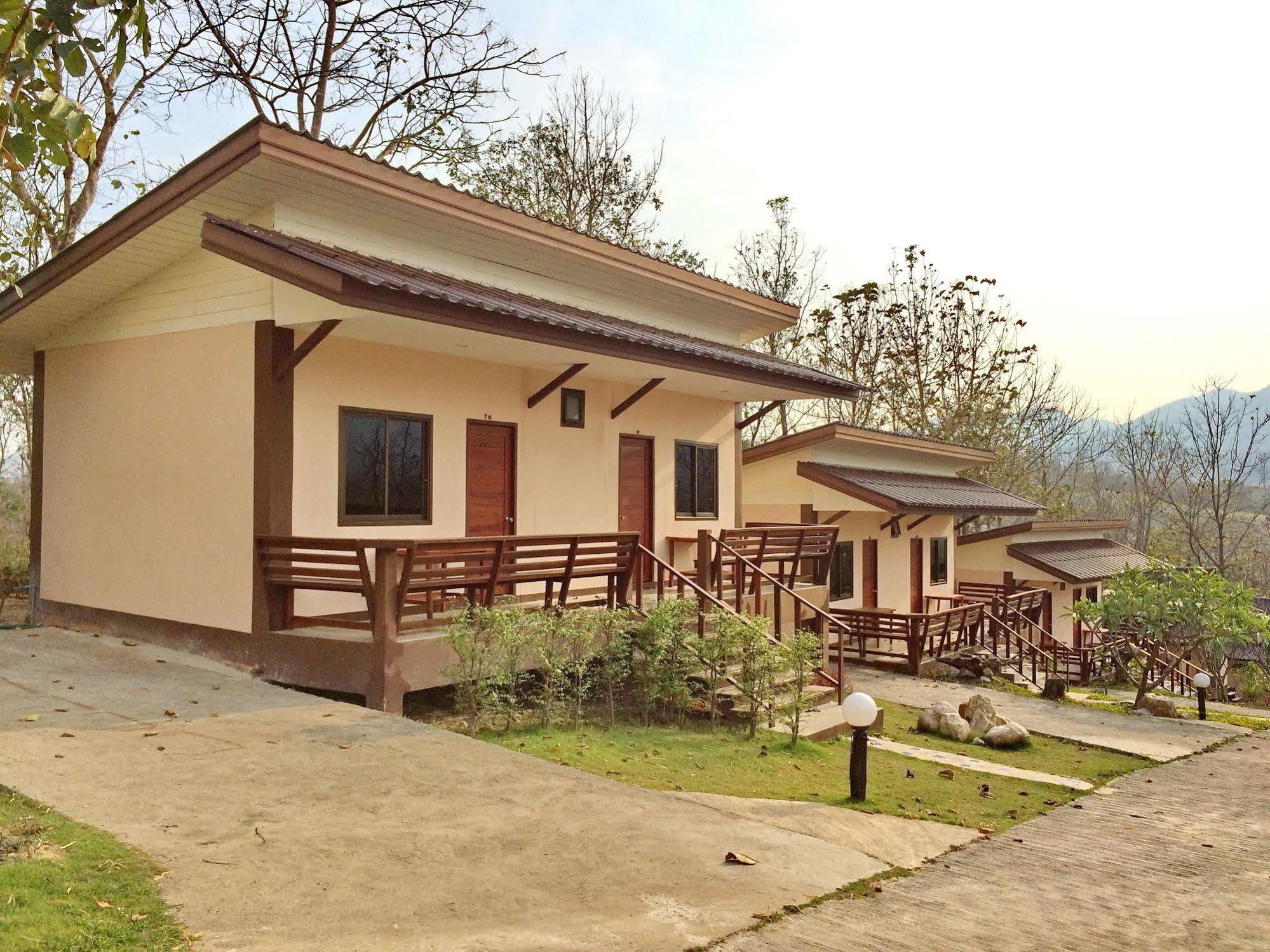 Happy Village Pai