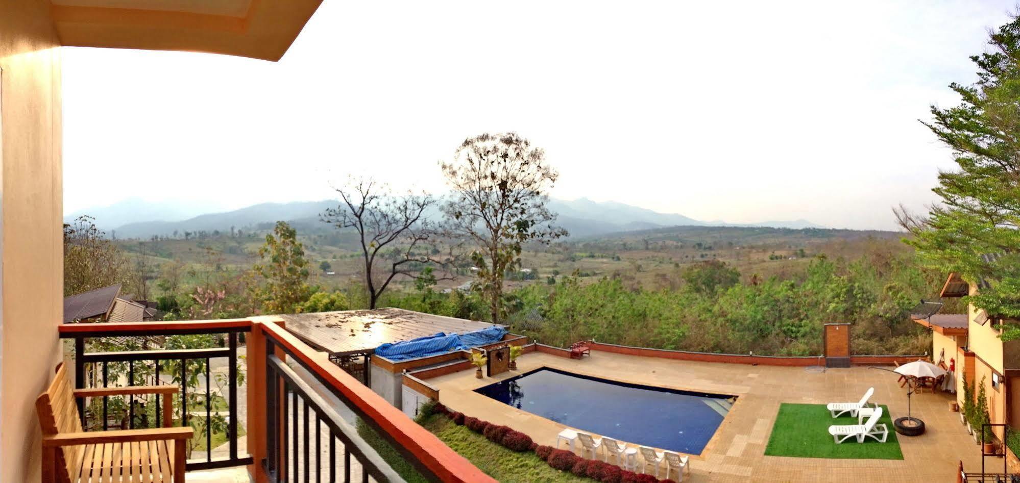 Happy Village Resort