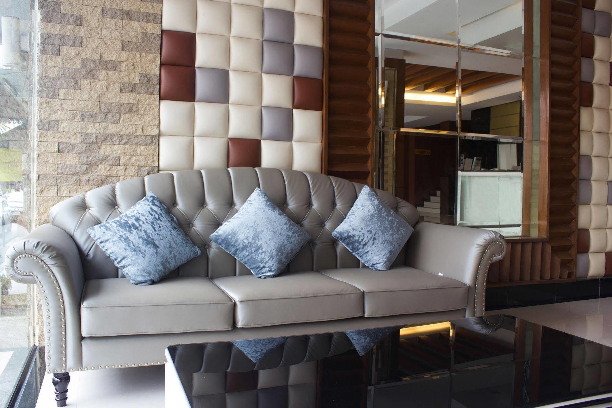 Hatyai Hotel 3*