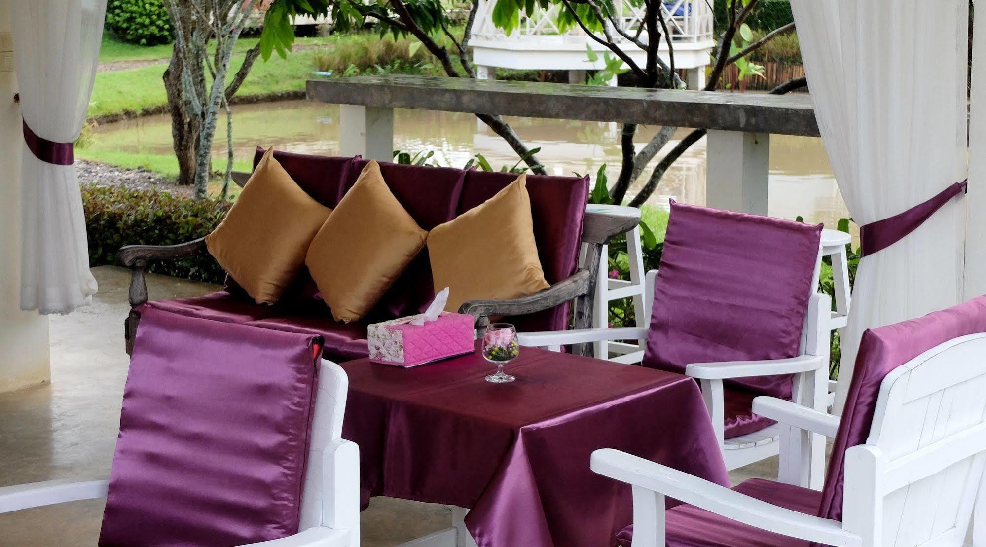 At 3* Pai