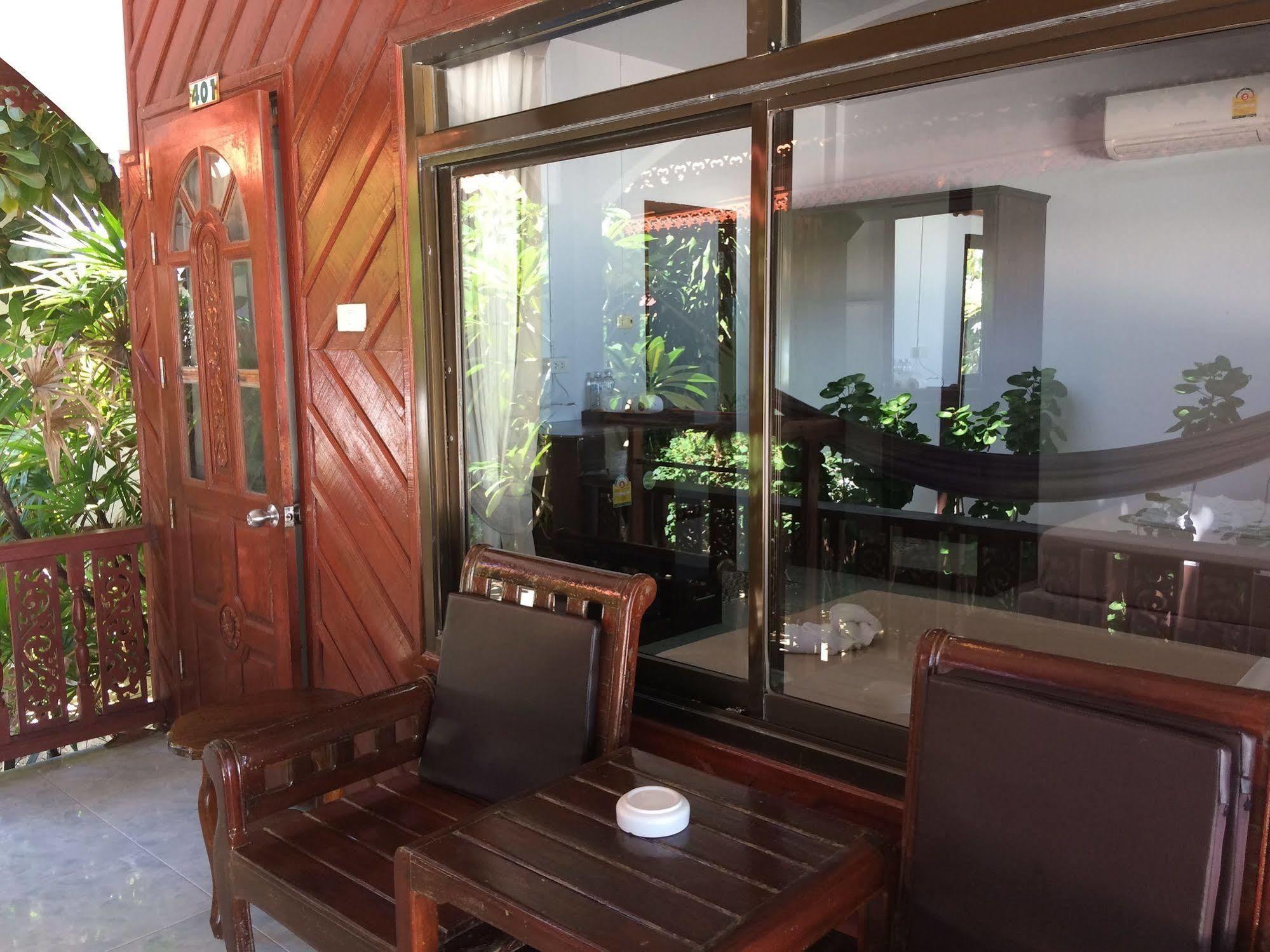 Pen's Koh Phangan 3*