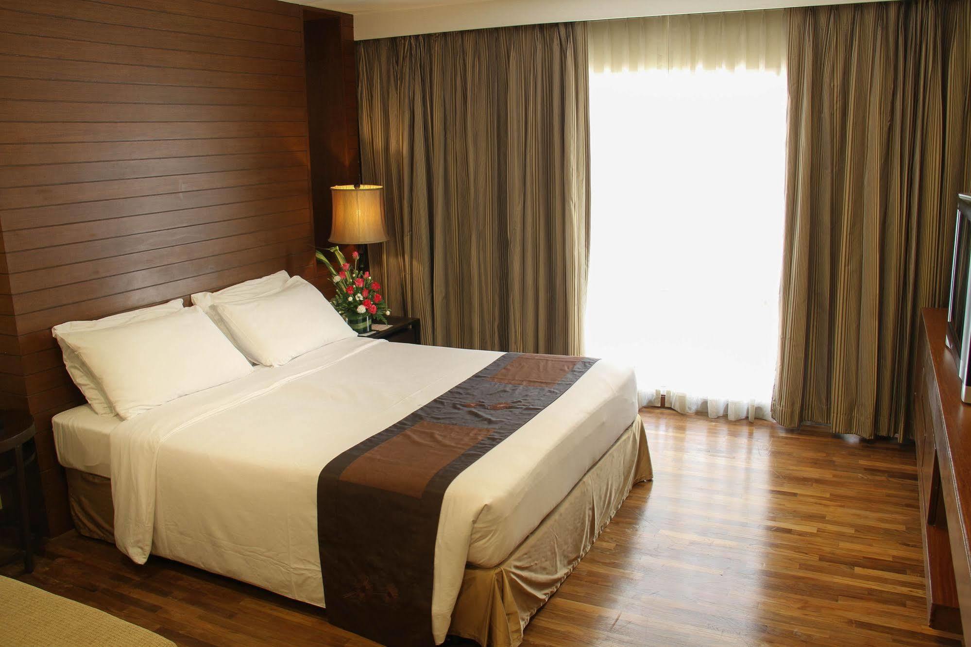 Hotel Furamaxclusive Sathorn, Banguecoque