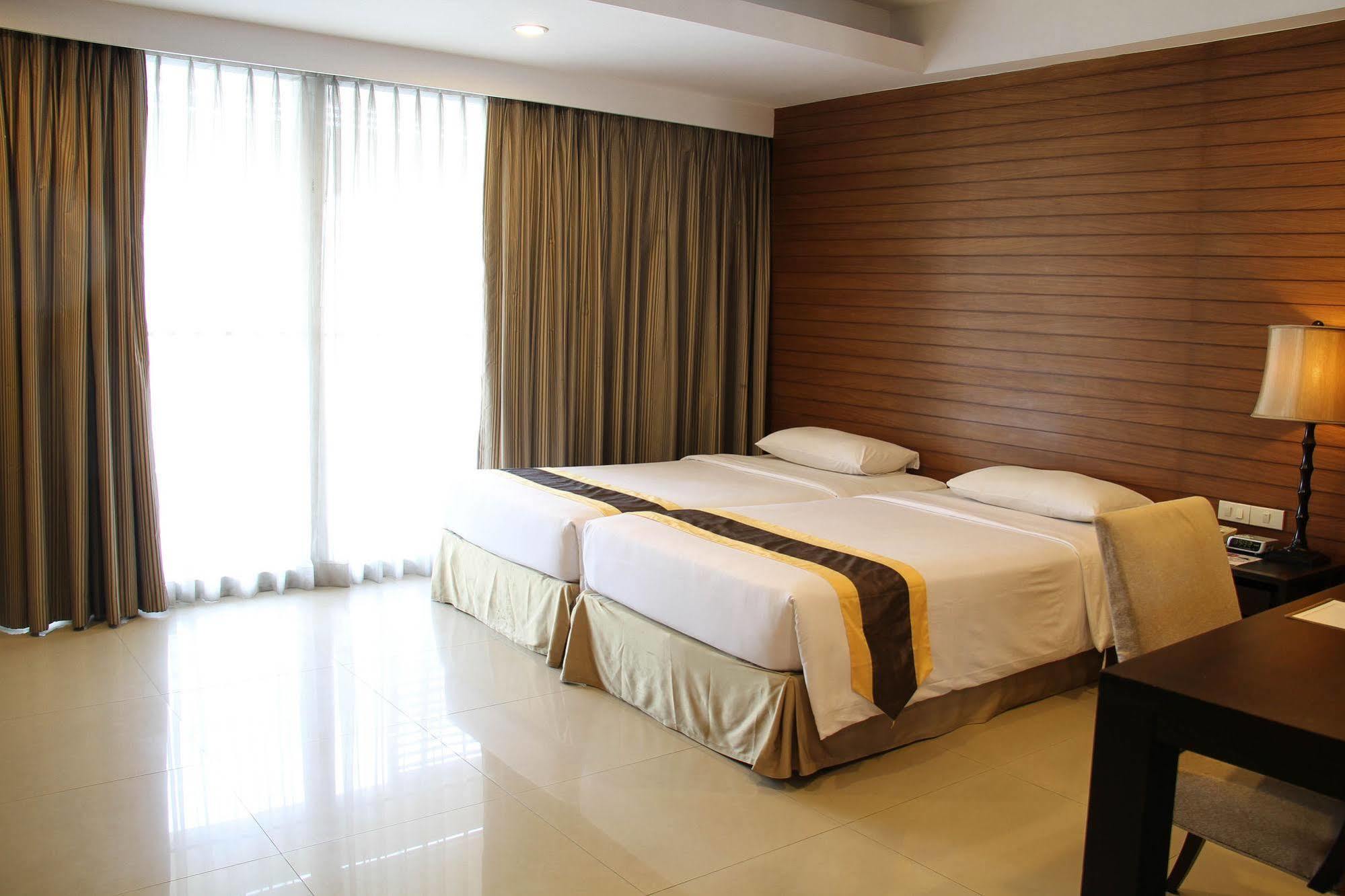 Hotel Furamaxclusive Sathorn, Banguecoque