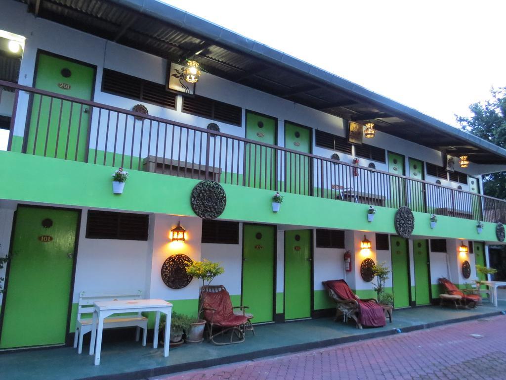 Guest house Naruncha House *